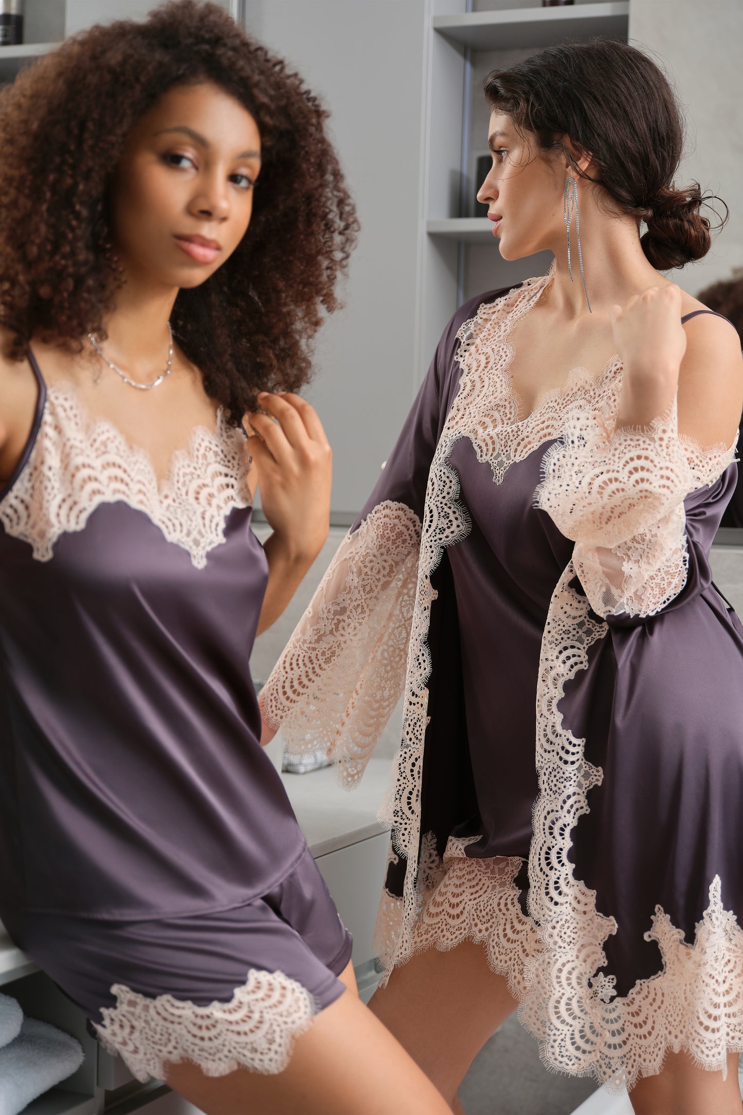 Women's silk satin robe S03410