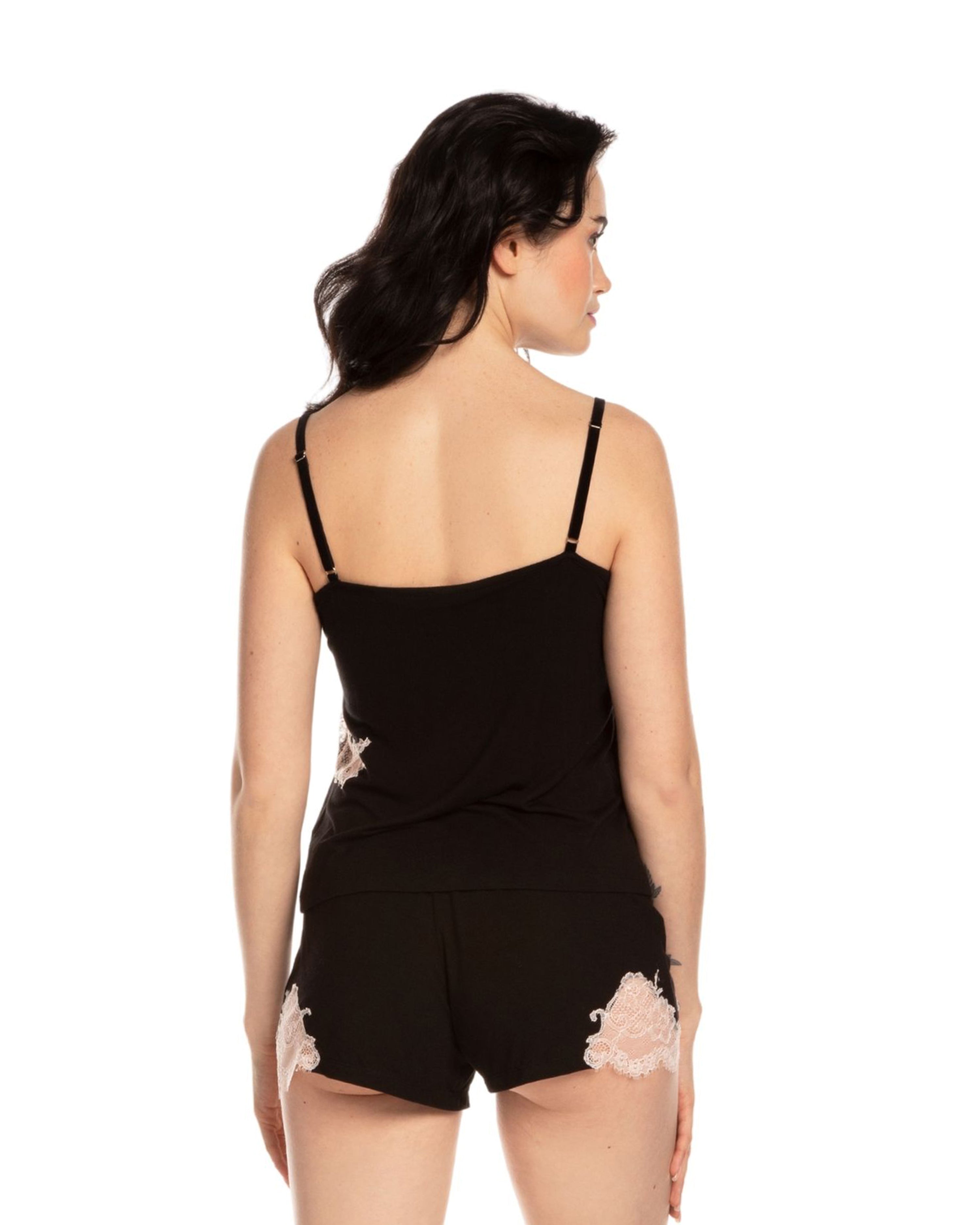 Effetto bamboo cami shorts set 03163 – women's sleepwear, black
Woman wearing a black outfit with floral details on a white background