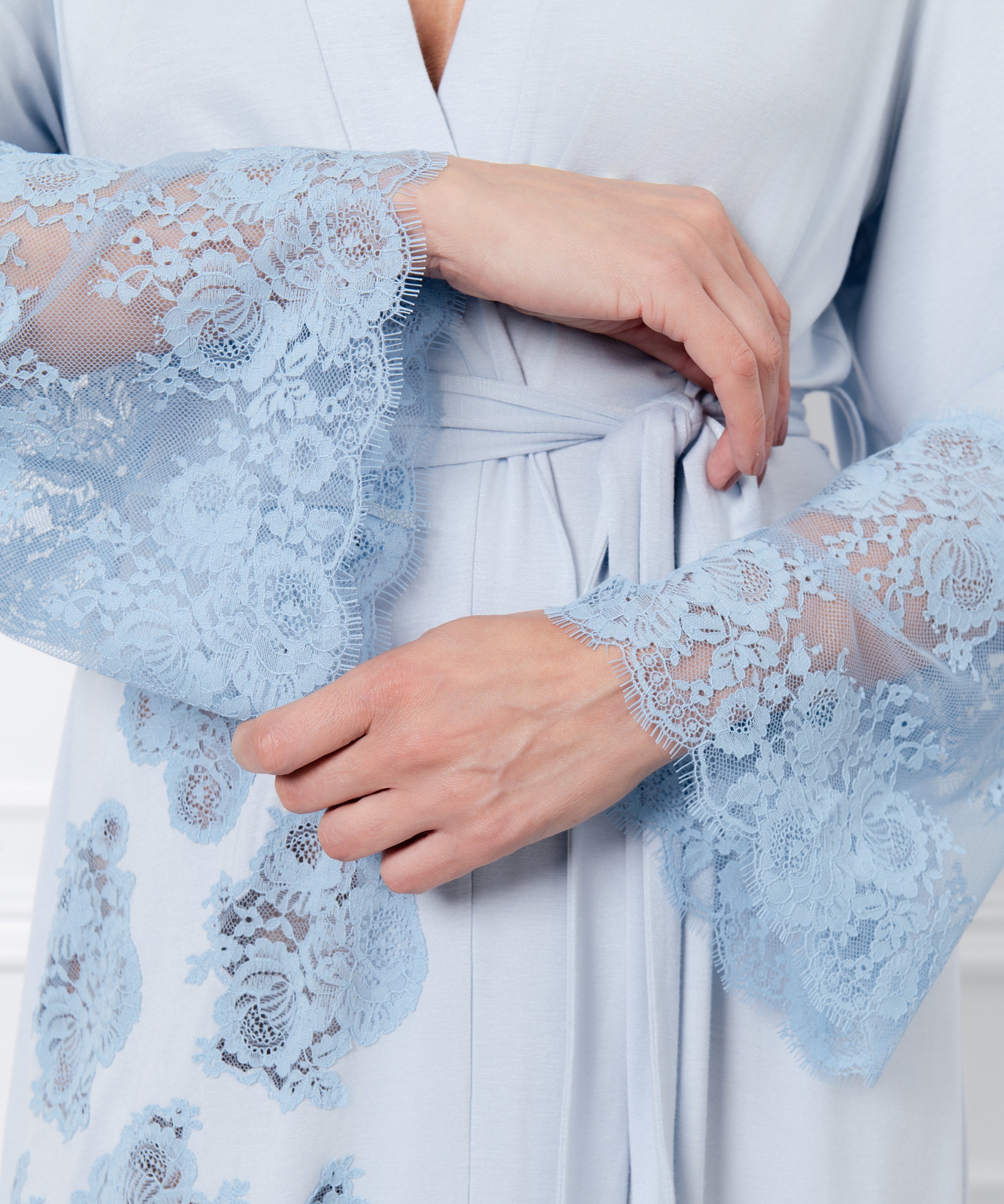 03348_Icy_Blue_7.jpg